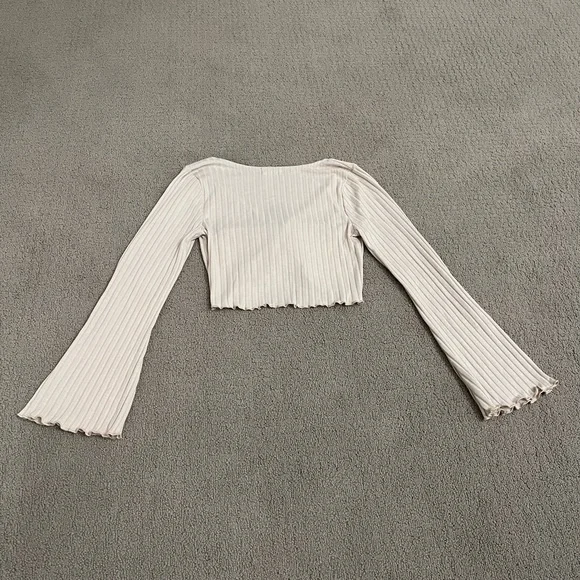 🩷 Alter’d State Ribbed Tie-Front Cropped Top Bell Sleeves Size M - Picture 2 of 8